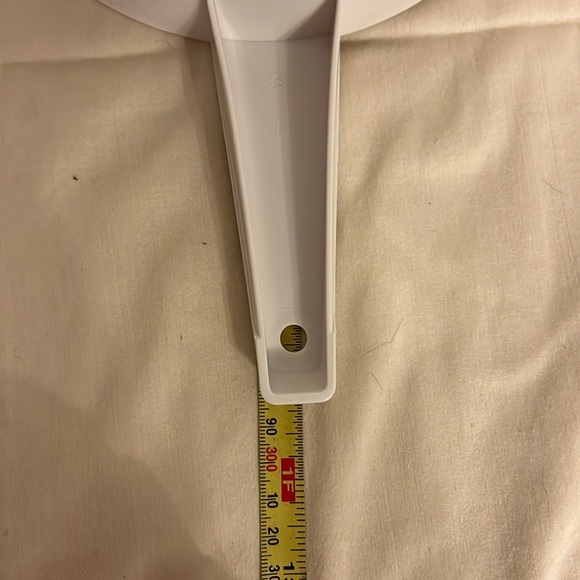 New 1 quart colander from Tupperware - Picture 5 of 8